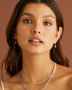 KENDRA SCOTT -Juliette Gold Drop Earrings in White Crystal 960880227
